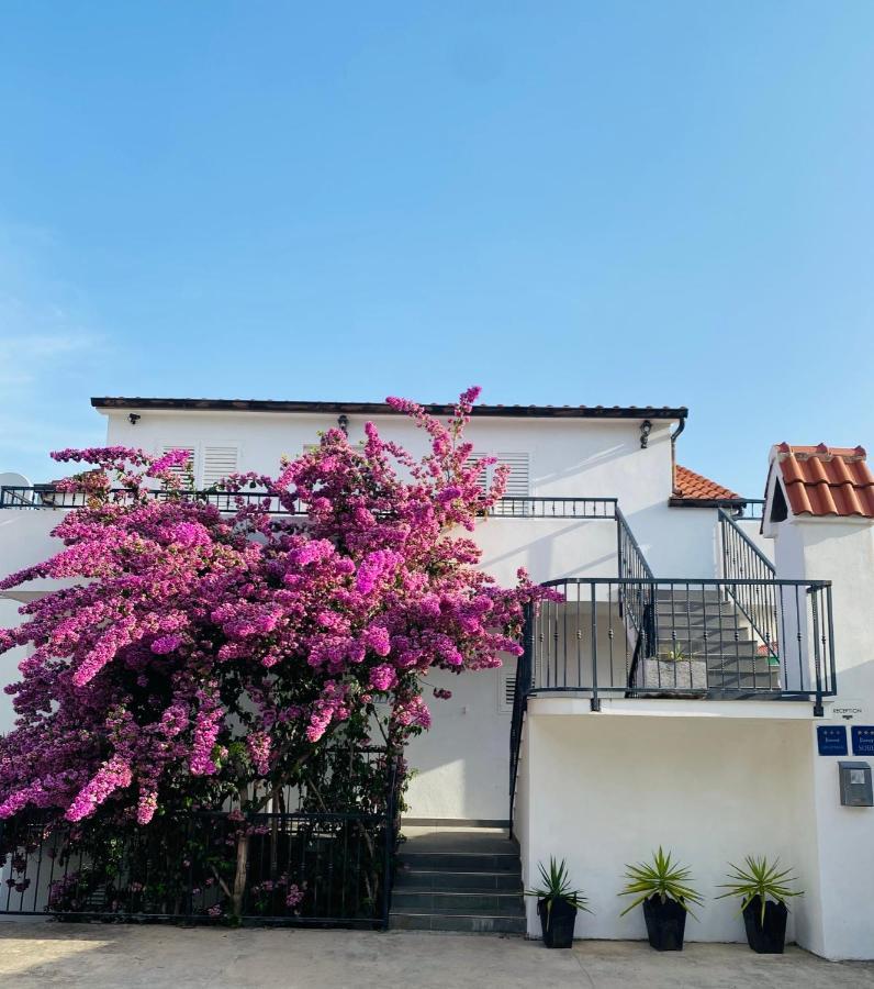Guesthouse Dvoshko Hvar Luaran gambar