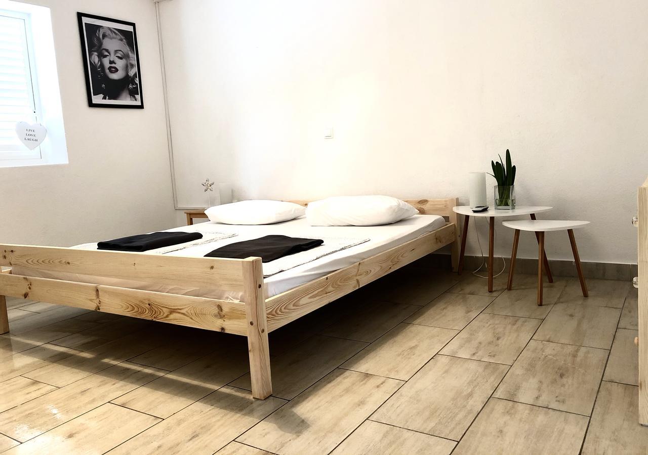 Guesthouse Dvoshko Hvar Luaran gambar